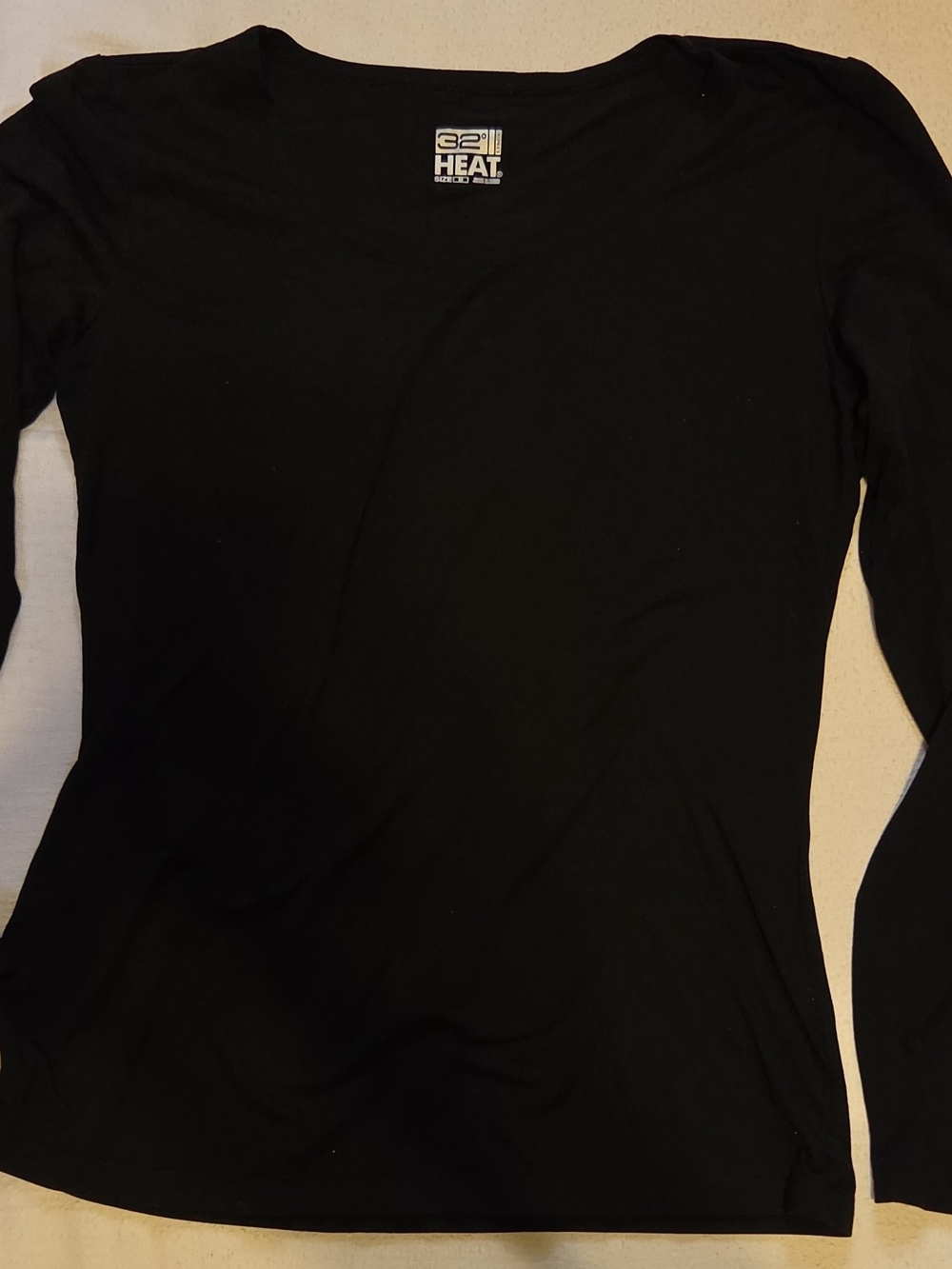 32 Degrees Heat Women's Black Long Sleeve Crew Neck Lightweight Thermal Shirt M